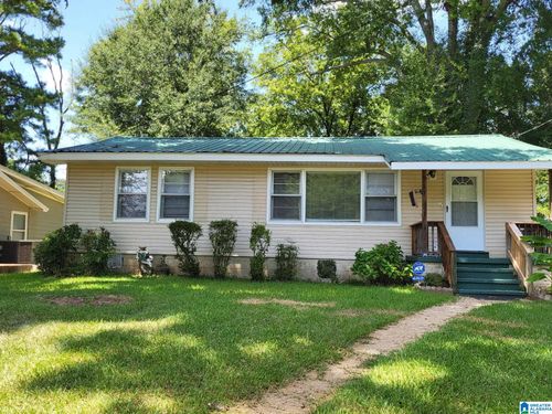 2202 26th Ave N, BESSEMER, AL, 35023-3231 | Card Image