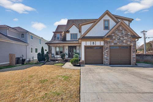 8106 Savannah Bay Dr, Ooltewah, TN, 37363-9559 | Card Image