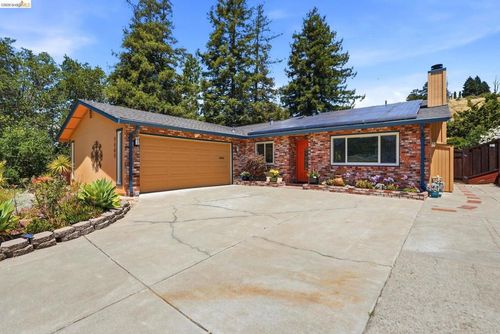2662 Tamalpais Dr, Pinole, CA, 94564-1243 | Card Image