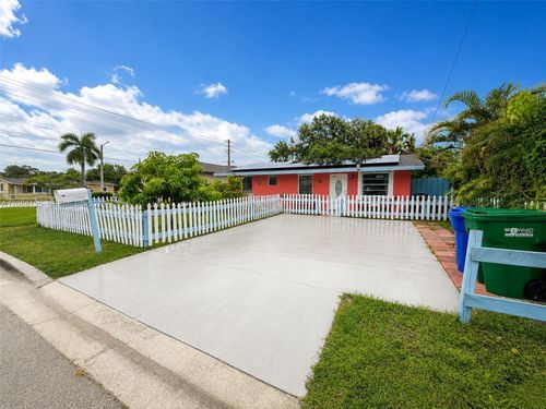 2745 Nw 7th Ct, Fort Lauderdale, FL, 33311-6630 | Card Image