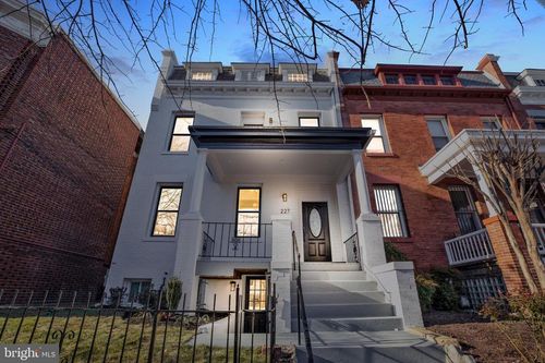 227 S St Nw, WASHINGTON, DC, 20001-1832 | Card Image