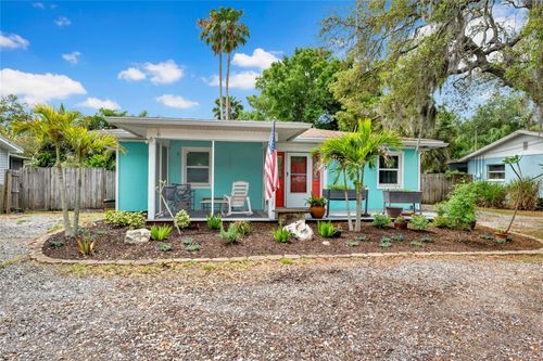 317 Crystal Beach Ave, Crystal Beach, FL, 34681 | Card Image