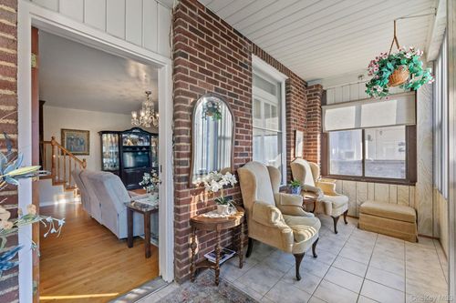 307 N Fulton Ave, Mount Vernon, NY, 10552-3034 | Card Image