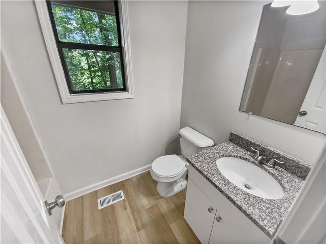 764 Chestnut Cove Trl, House other with 2 bedrooms, 2 bathrooms and 2 parking in Jasper GA | Image 11