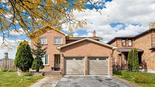 6 Mcquarrie Lane, Maple, ON, L6A1A3 | Card Image