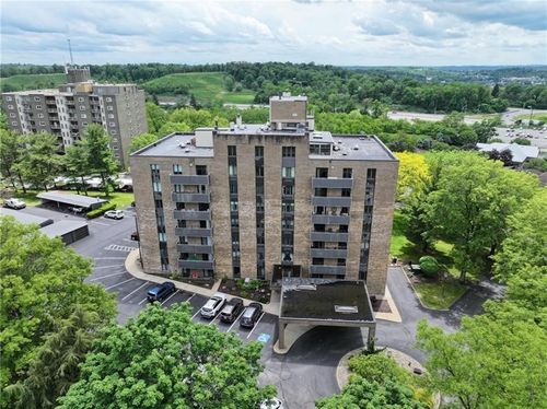 apt-2hr-820 E Beau St, Washington, PA, 15301-2908 | Card Image