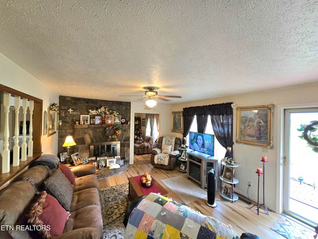 340 Machine Branch Rd, House other with 2 bedrooms, 1 bathrooms and null parking in Ewing VA | Image 6