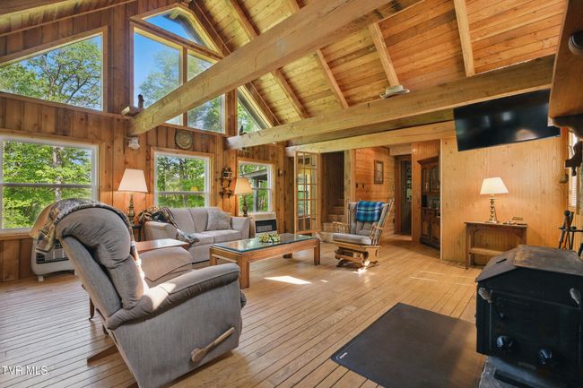 4406 Sentry Rd, House other with 3 bedrooms, 2 bathrooms and null parking in Big Stone Gap VA | Image 5
