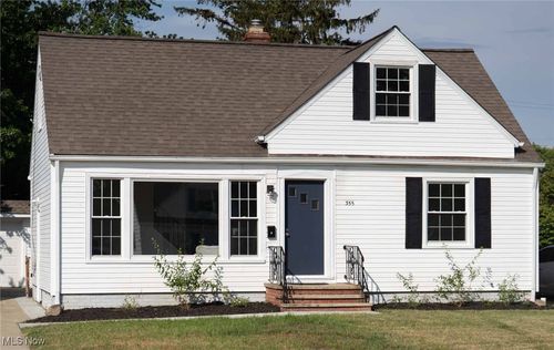 355 E 308th St, Willowick, OH, 44095-3719 | Card Image