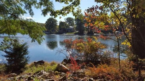 207 Hudson Ave, Hopatcong, NJ, 07843-1709 | Card Image