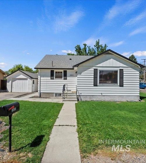 1803 S Arcadia St, Boise, ID, 83705-3331 | Card Image
