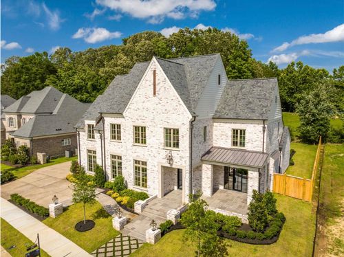 650 Bushchat Ln, Collierville, TN, 38017-1079 | Card Image