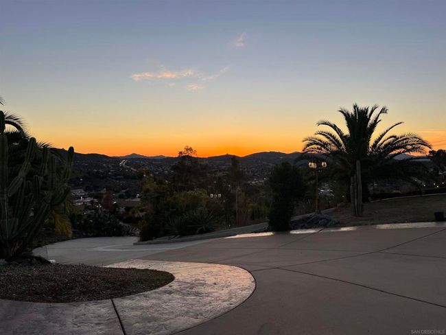 9189 Vista Entrada, House other with 4 bedrooms, 4 bathrooms and 12 parking in Lakeside CA | Image 39