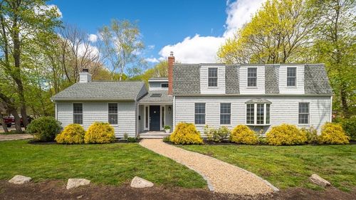 5 Mount Pleasant Ave, Gloucester, MA, 01930-4305 | Card Image