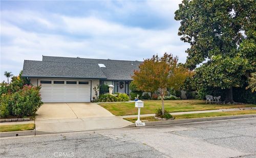 3154 Valaria Dr, Highland, CA, 92346-1724 | Card Image