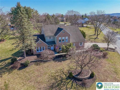 362 Hillview Dr, Nazareth, PA, 18064-8538 | Card Image