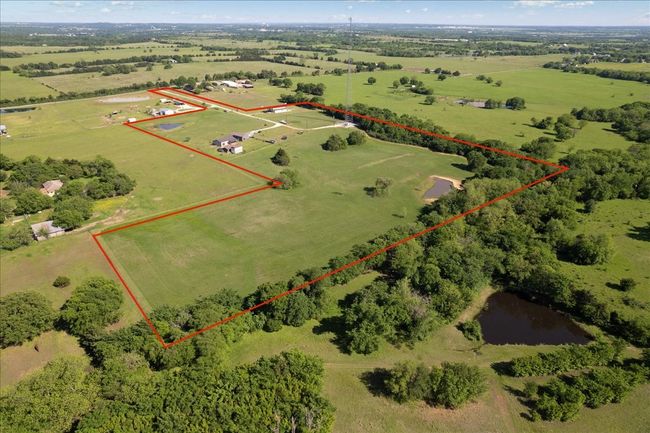 1111 Kyker Ln, House other with 3 bedrooms, 2 bathrooms and null parking in Pottsboro TX | Image 37