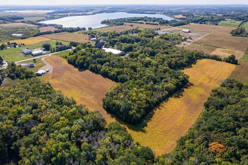 16400 N Diamond Lake Rd, Dayton, MN, 55327-9589 | Card Image