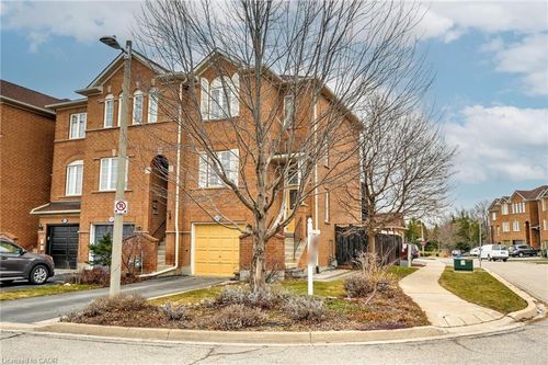 408 Fairgate Way, Oakville, ON, L6H6Y1 | Card Image