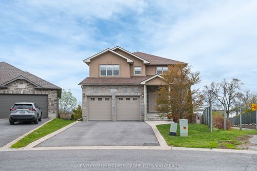 137 Jordyn'S Crt, Amherstview, ON, K7N0A7 | Card Image