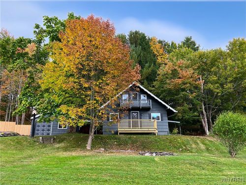 212 Sinn Rd, Cowlesville, NY, 14037-9729 | Card Image