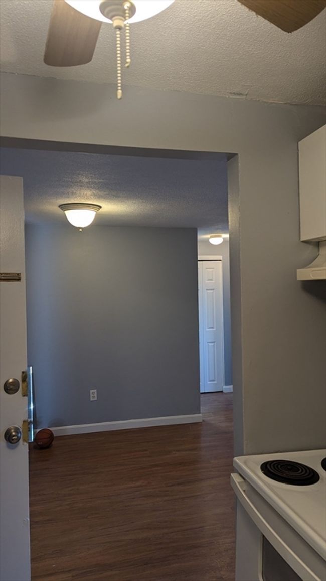APT-5B - 215 Winter St, Condo with 1 bedrooms, 1 bathrooms and 1 parking in Weymouth MA | Image 15