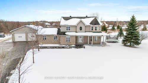 7474 Mitch Owens Rd, Greely, ON, K4P1K9 | Card Image