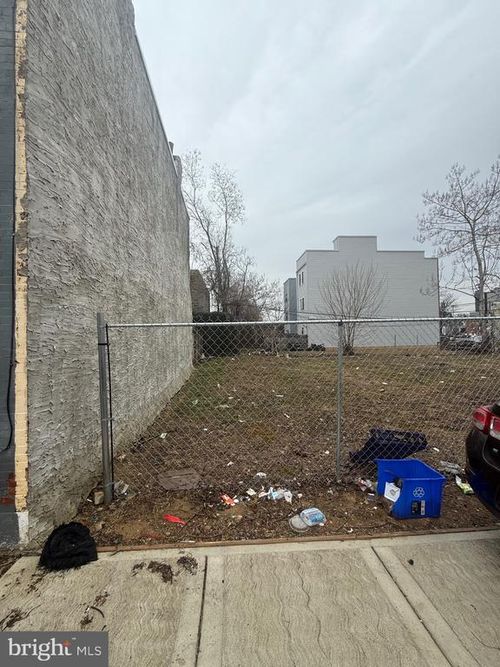 920 N 45th Street, Philadelphia, PA, 19104 | Card Image