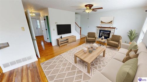 401 Turnberry Way, Elizabethtown, KY, 42701-8608 | Card Image