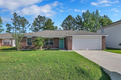 16245 Sun View Ln, Conroe, TX, 77302-5561 | Card Image