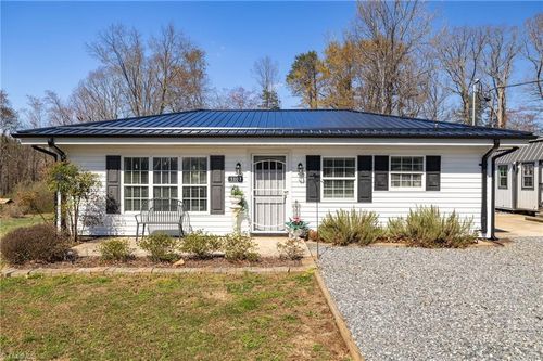 1067 Nc Highway 87, Reidsville, NC, 27320-8117 | Card Image