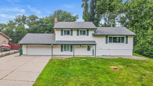 12420 Chippewa Ln, Burnsville, MN, 55337-2909 | Card Image