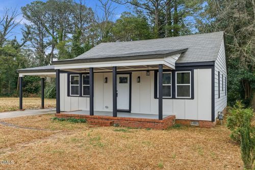 313 Park Ave W, Wilson, NC, 27893-3848 | Card Image