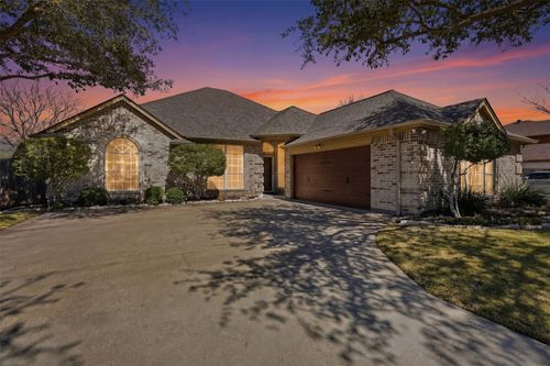 231 Bluff View Ct, Aledo, TX, 76008-4533 | Card Image