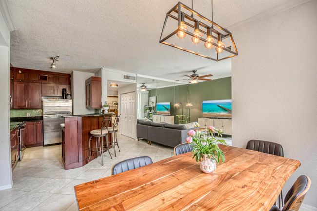 APT-206 - 1805 N Flagler Dr, Condo with 3 bedrooms, 2 bathrooms and null parking in West Palm Beach FL | Image 5