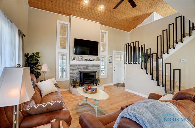 7371 West St, House other with 3 bedrooms, 3 bathrooms and null parking in Russells Point OH | Image 11