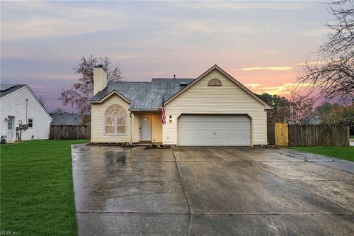 1909 Maple Shade Dr, Virginia Beach, VA, 23453-6689 | Card Image