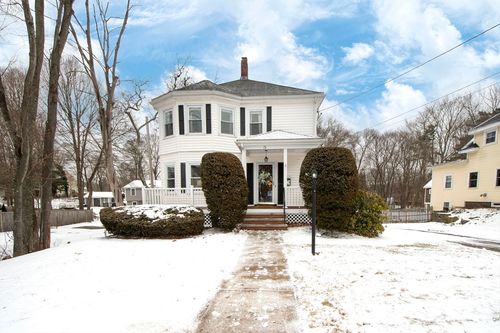 73 Hollis St, Weymouth, MA, 02190-1413 | Card Image