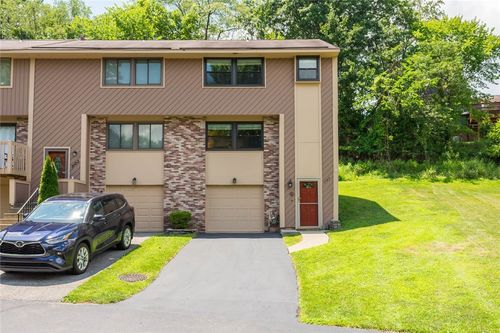 3125 Laurel Ridge Cir, Bridgeville, PA, 15017-1613 | Card Image