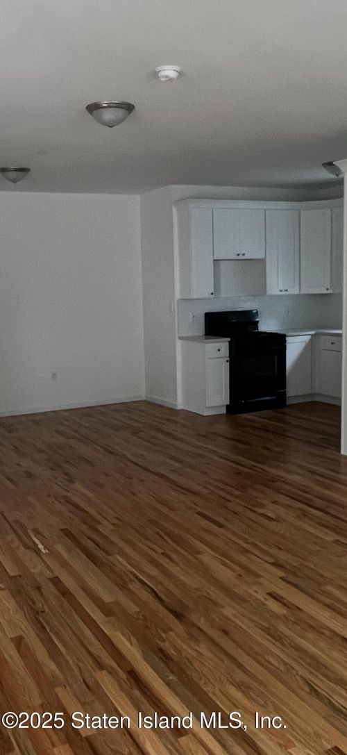 2-86 South Avenue Avenue, Staten Island, NY, 10303 | Card Image