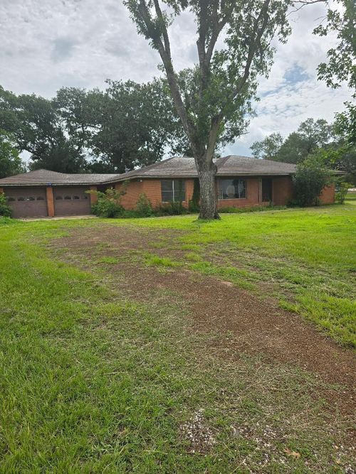 2420 Fm 1094 Road, Sealy, TX, 77474 | Card Image