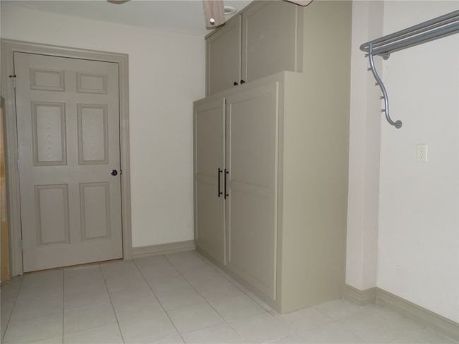 Large Laundry Room | Image 16