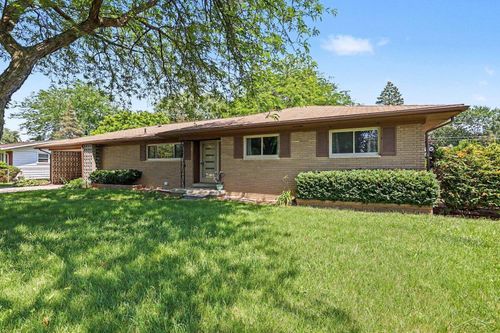 2850 Hemmeter Rd, Saginaw, MI, 48603-3025 | Card Image