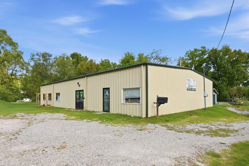 504 W Highway 76, Anderson, MO, 64831-8548 | Card Image