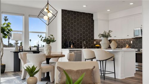102-1669 W Lincoln Ave, Anaheim, CA, 92801-5545 | Card Image