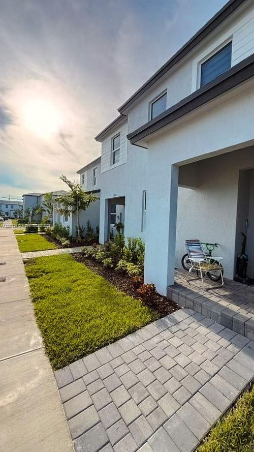 27733-27733 Sw 155th Ave, Homestead, FL, 33032-7235 | Card Image