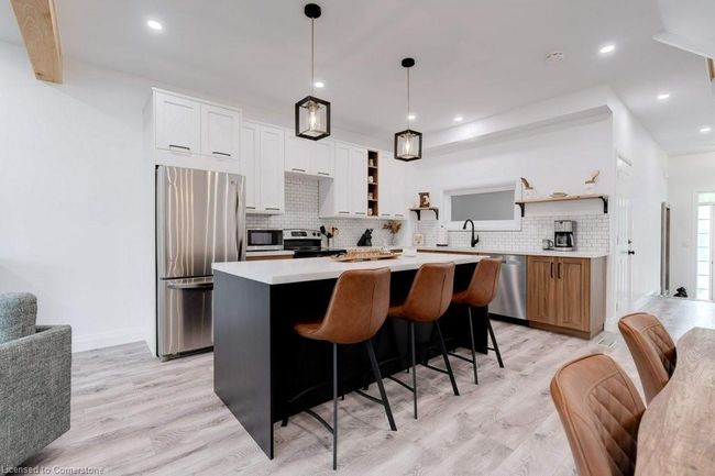 79 Browview Dr, Townhouse with 3 bedrooms, 3 bathrooms and 3 parking in Waterdown ON | Image 17