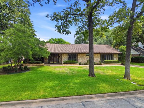 2308 Briarwood Boulevard, Arlington, TX, 76013 | Card Image