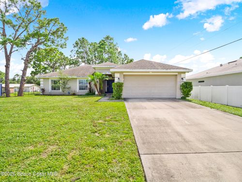 256 Eckert St Se, Palm Bay, FL, 32909-4075 | Card Image