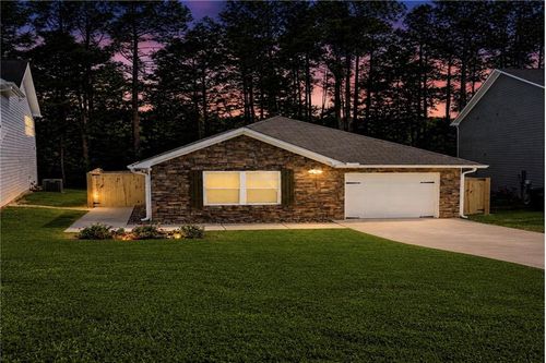 61 Hood Park Ct, Jasper, GA, 30143-8512 | Card Image